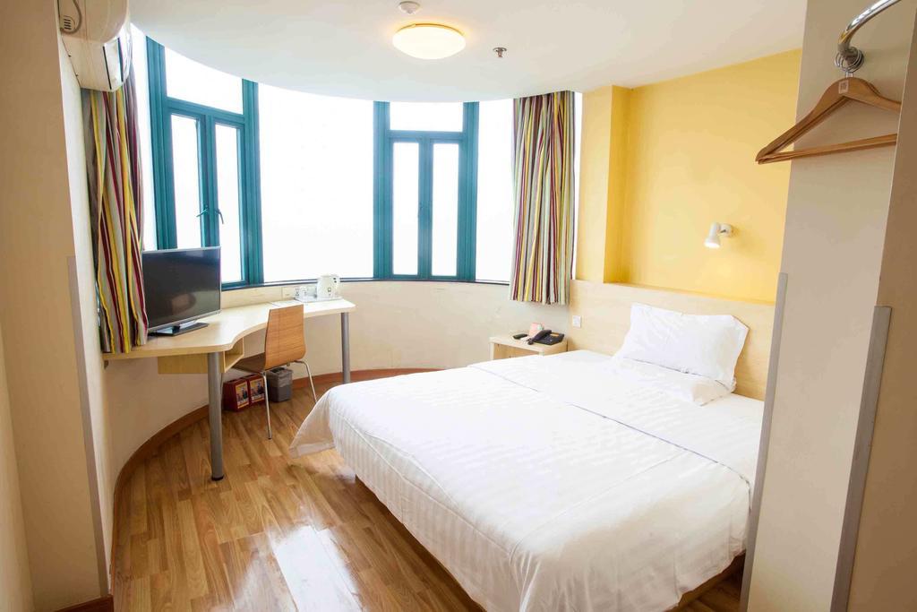 7Days Inn Zhuhai Hengqin Changlong Wanzai Port Quarto foto